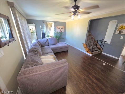 230 E 288th Street Willowick OH 44095