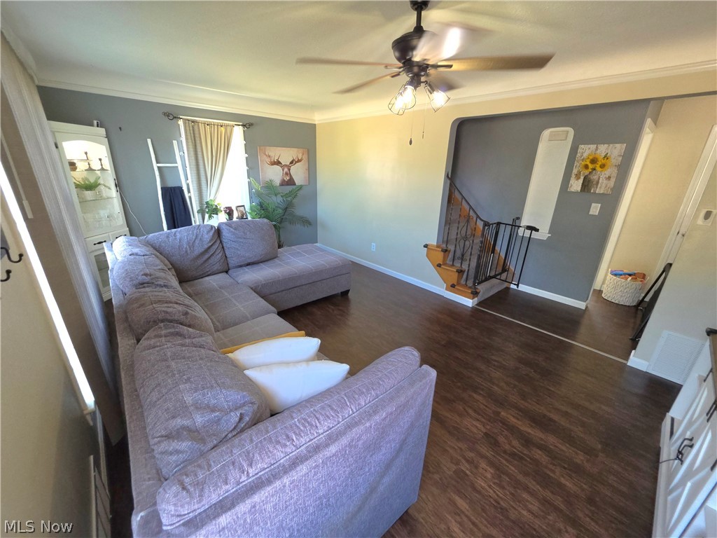 230 E 288th Street Willowick OH 44095