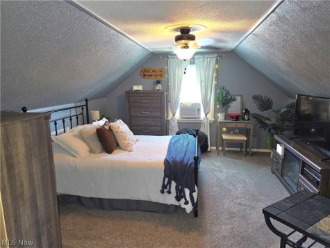 230 E 288th Street Willowick OH 44095