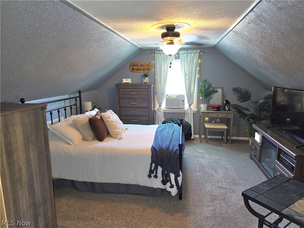 230 E 288th Street Willowick OH 44095