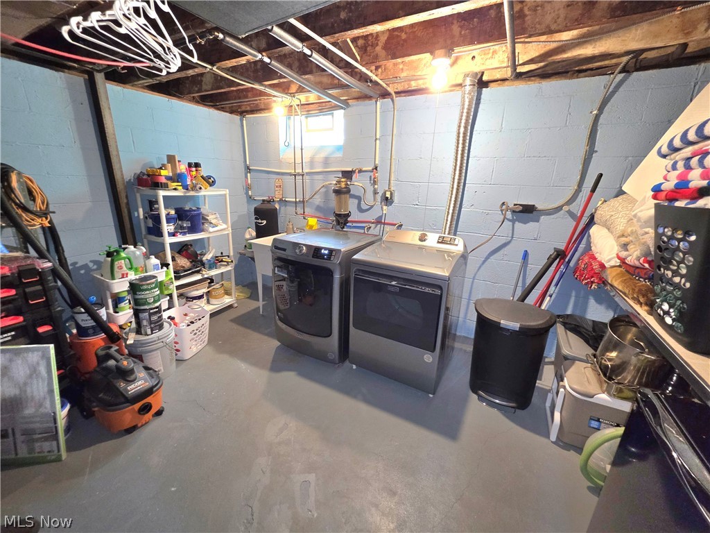 230 E 288th Street Willowick OH 44095