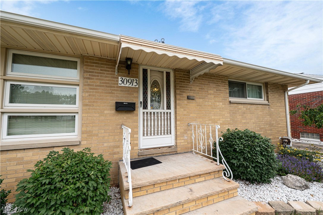 30913 Ronald Drive Willowick OH 44095