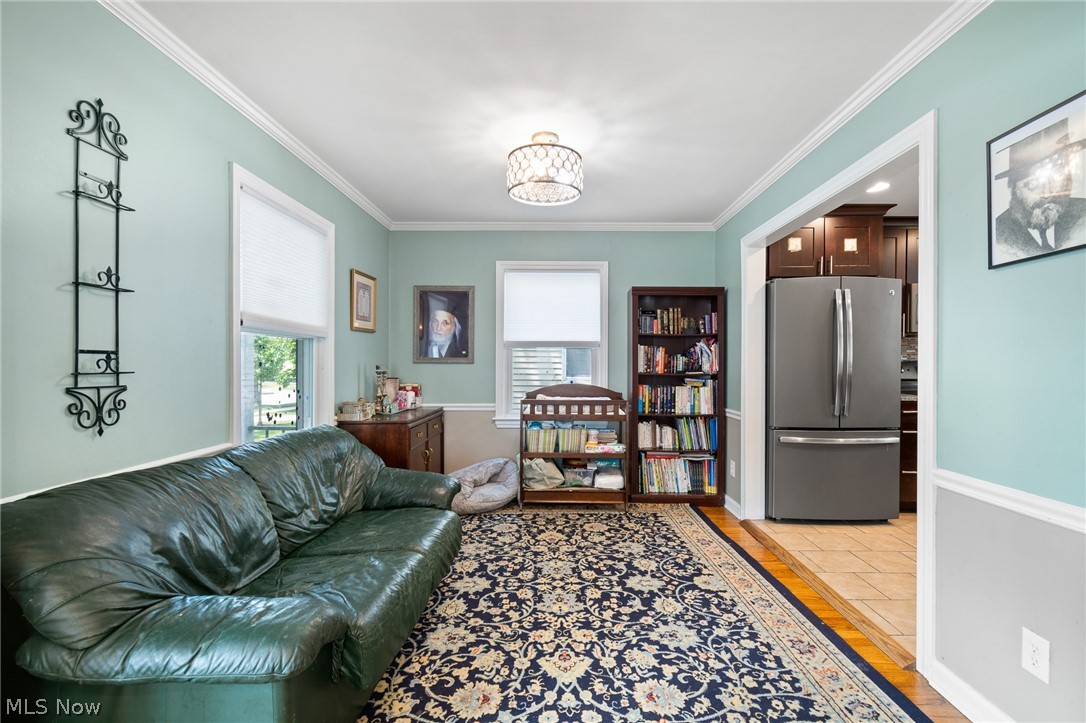 4493 Groveland Road University Heights OH 44118
