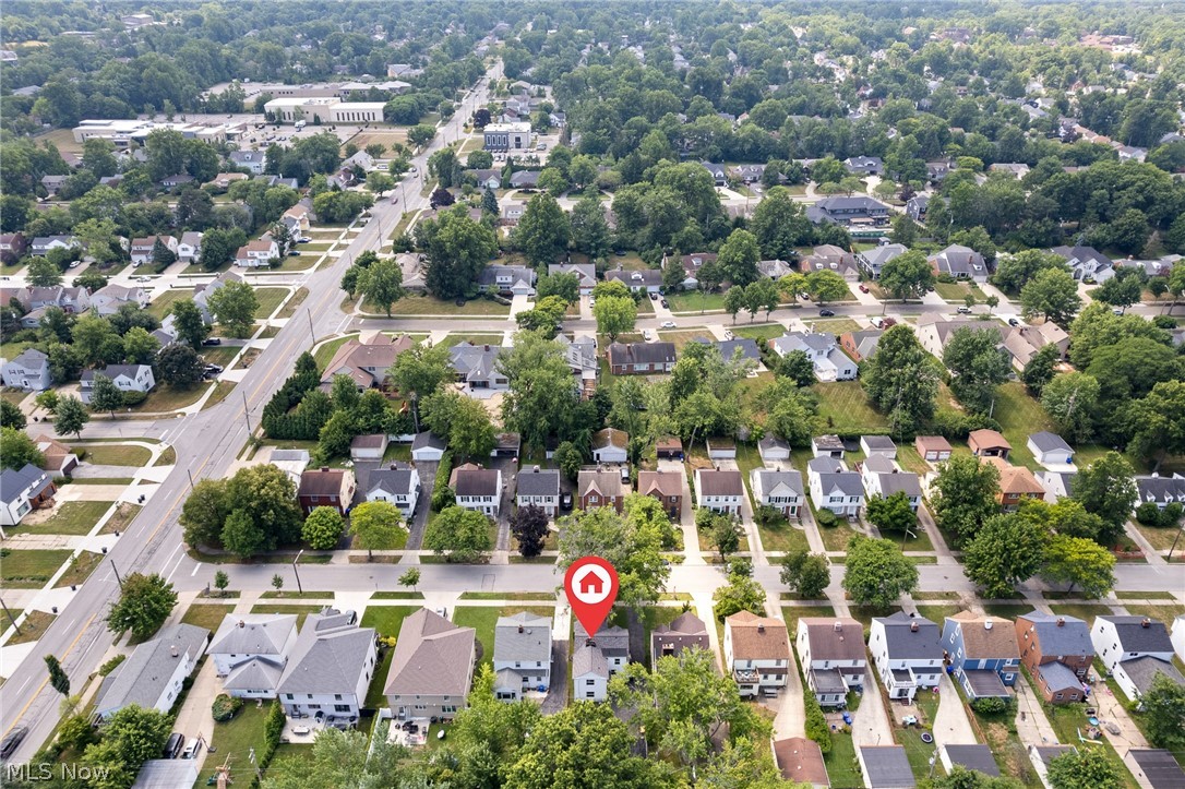 4493 Groveland Road University Heights OH 44118