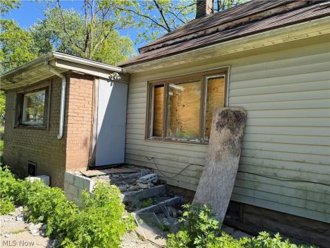 3419 E 70th Street Cleveland OH 44127