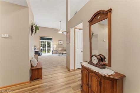 15249 Oak Hollow Lane Strongsville OH 44149