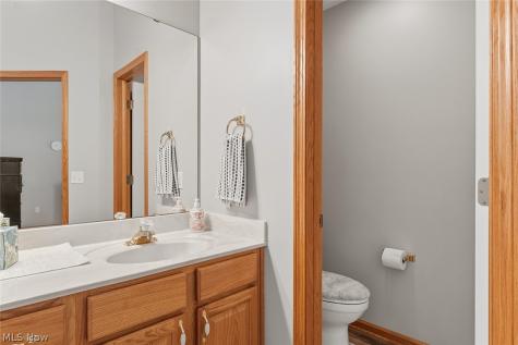15249 Oak Hollow Lane Strongsville OH 44149