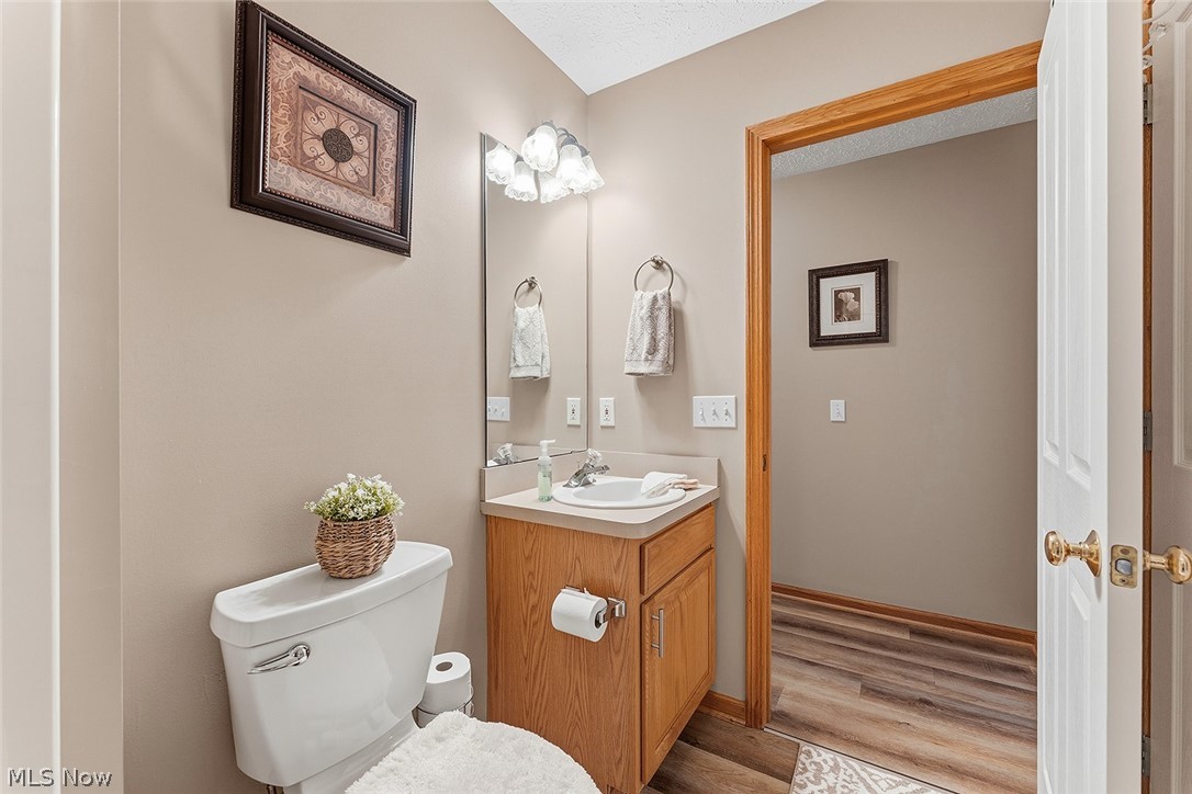 15249 Oak Hollow Lane Strongsville OH 44149