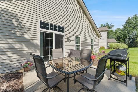 15249 Oak Hollow Lane Strongsville OH 44149