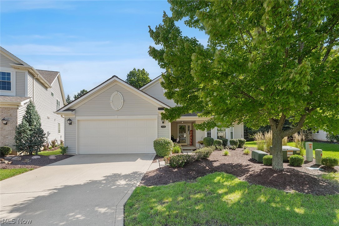 15249 Oak Hollow Lane Strongsville OH 44149