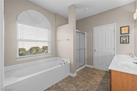 35760 Ithaca Drive Avon OH 44011