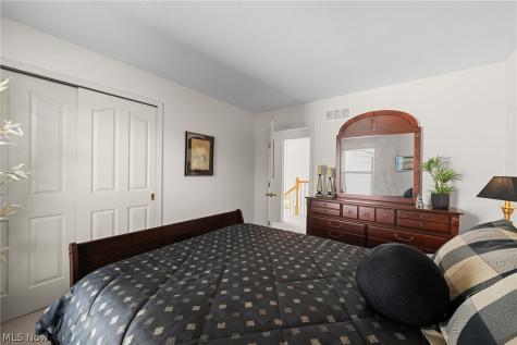 35760 Ithaca Drive Avon OH 44011