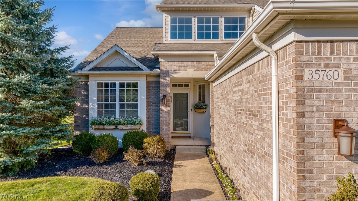 35760 Ithaca Drive Avon OH 44011