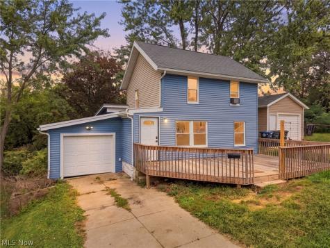 1833 Springfield Center Road Akron OH 44312