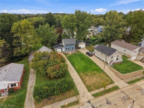 1833 Springfield Center Road Akron OH 44312