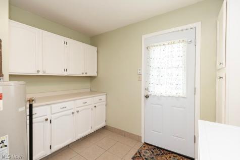 520 Ironwood Court Elyria OH 44035