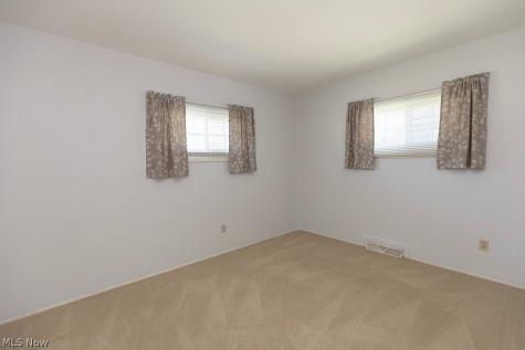 520 Ironwood Court Elyria OH 44035