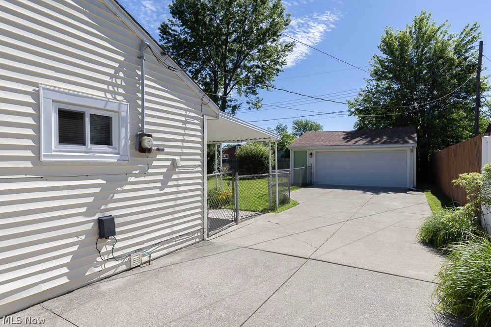 520 Ironwood Court Elyria OH 44035