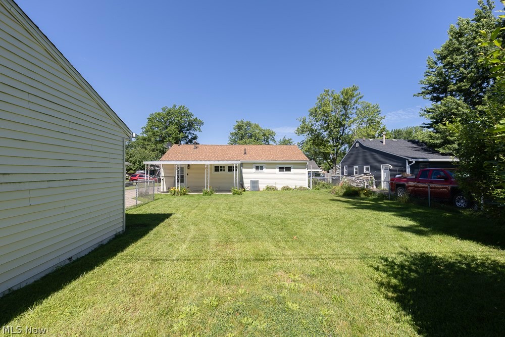 520 Ironwood Court Elyria OH 44035