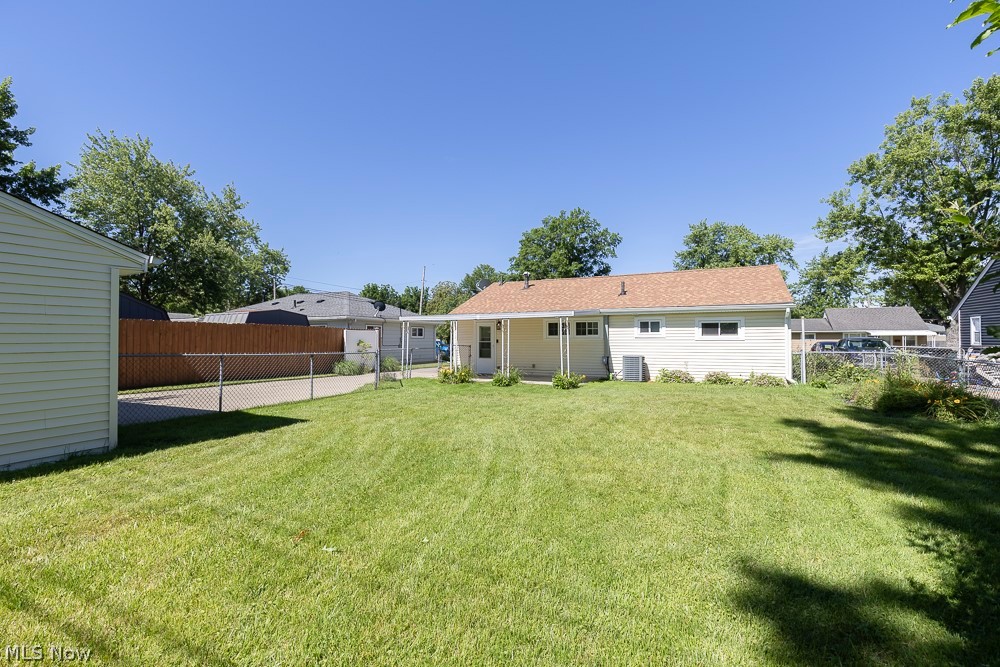 520 Ironwood Court Elyria OH 44035