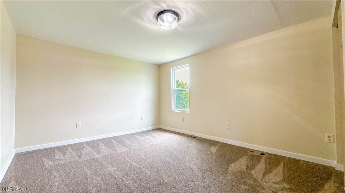 3580 Lincoln Street Roseville OH 43777