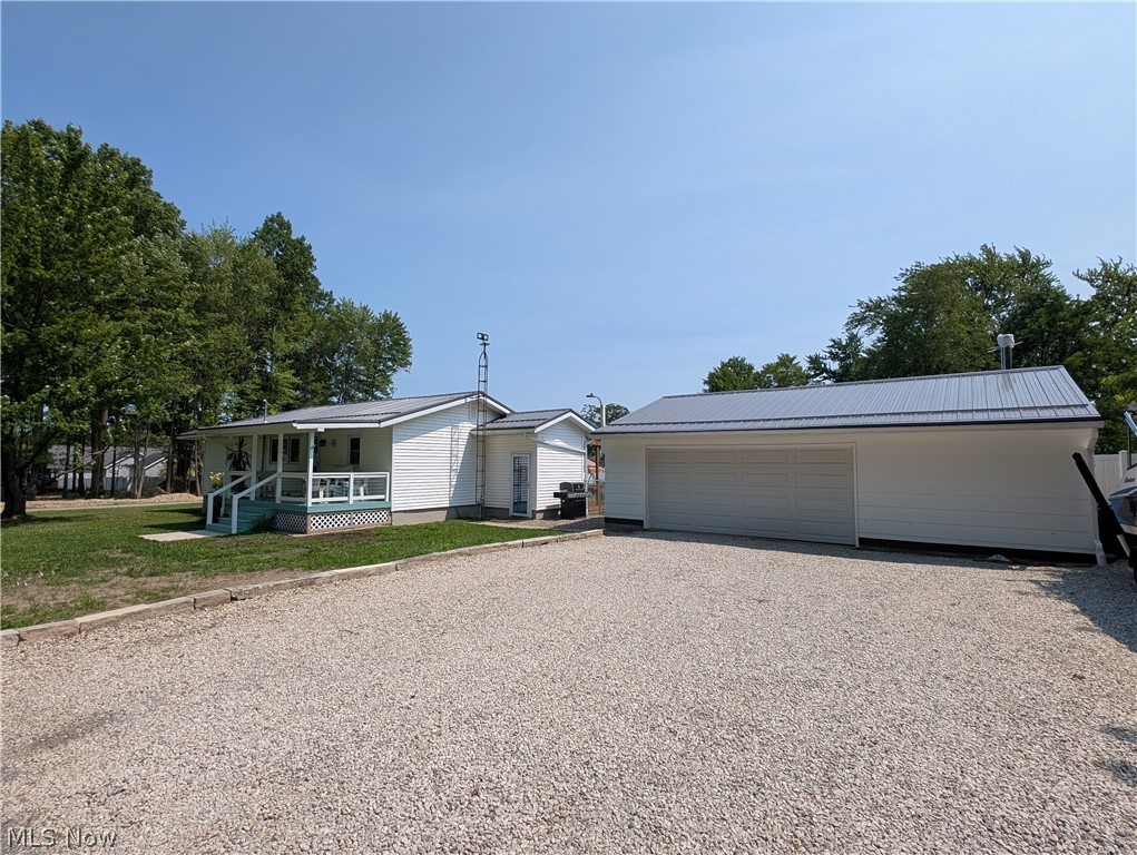 17383 Afton Avenue Lake Milton OH 44429