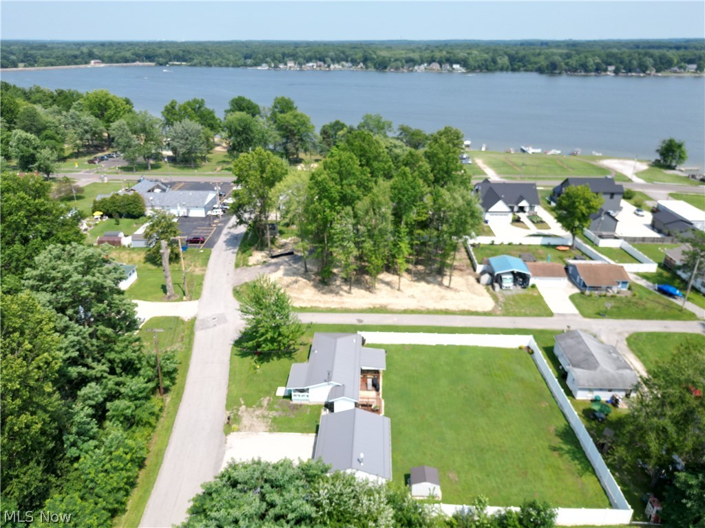 17383 Afton Avenue Lake Milton OH 44429