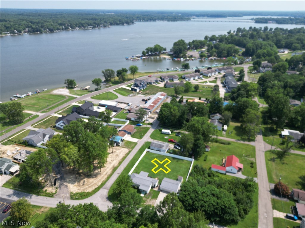 17383 Afton Avenue Lake Milton OH 44429