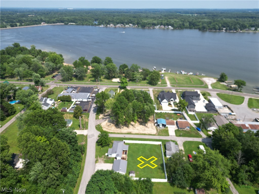 17383 Afton Avenue Lake Milton OH 44429