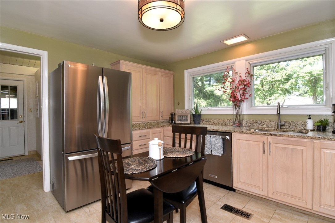 15915 Laurel Road Chagrin Falls OH 44022