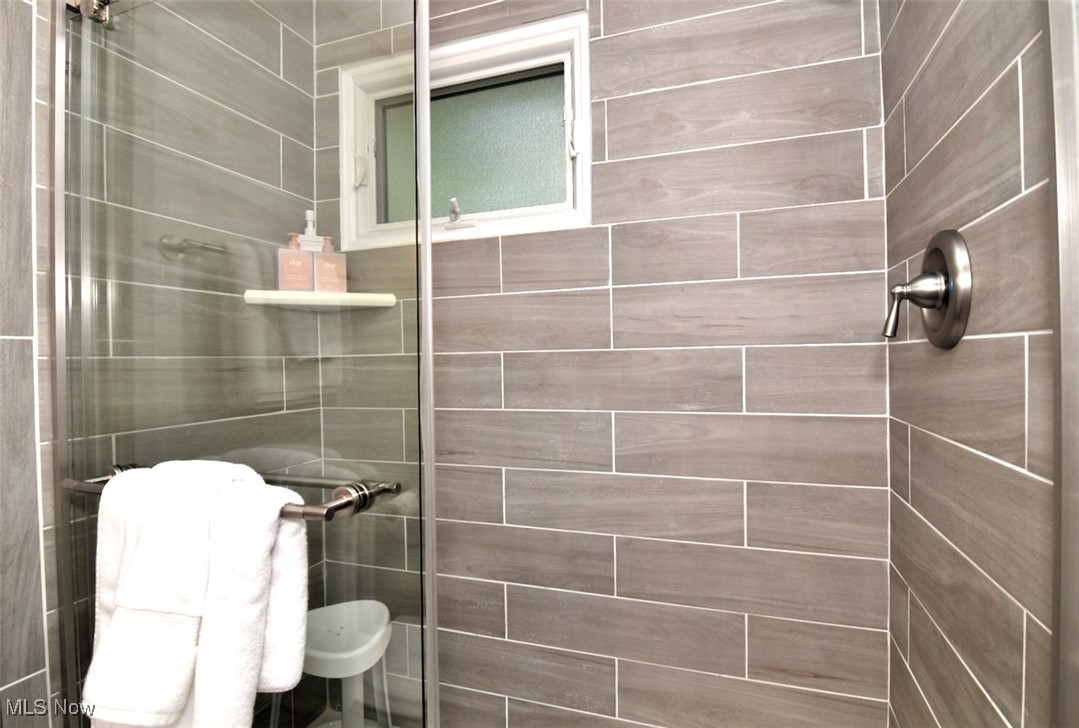 15915 Laurel Road Chagrin Falls OH 44022