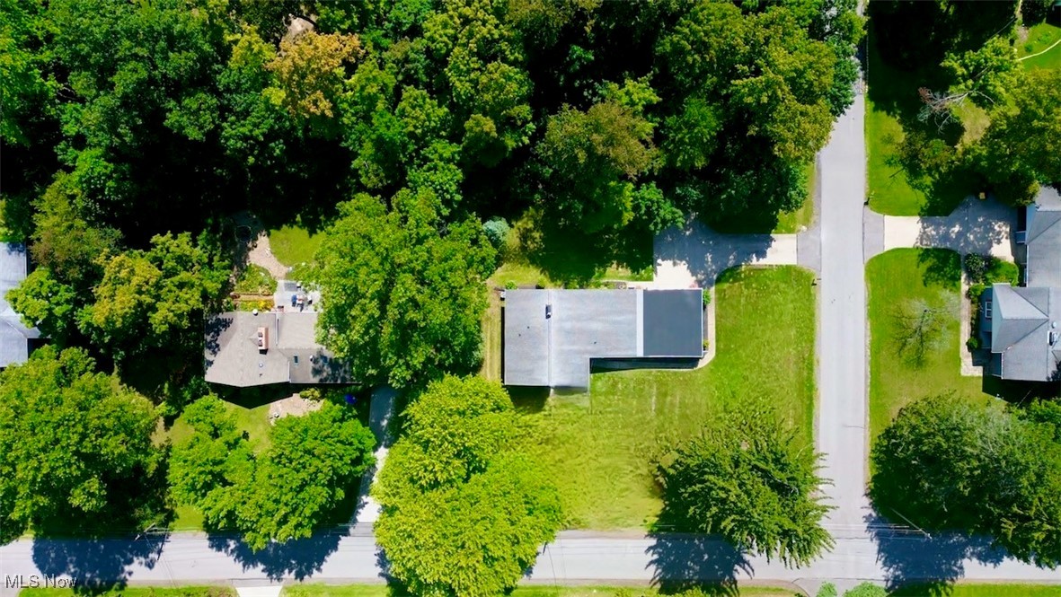 15915 Laurel Road Chagrin Falls OH 44022