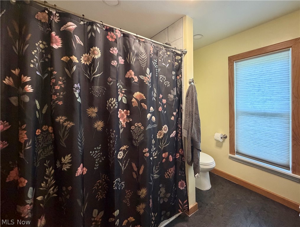1030 Bradshaw Avenue East Liverpool OH 43920
