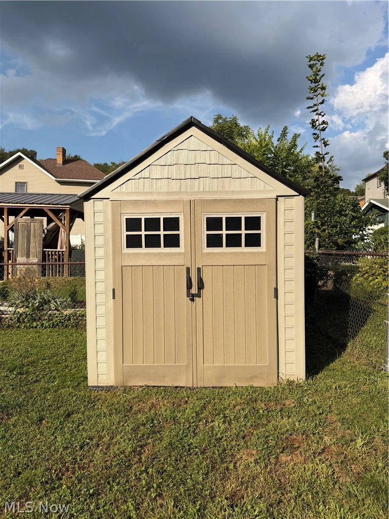 1030 Bradshaw Avenue East Liverpool OH 43920