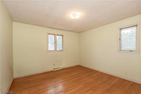 5134 Hickory Drive Cleveland OH 44124
