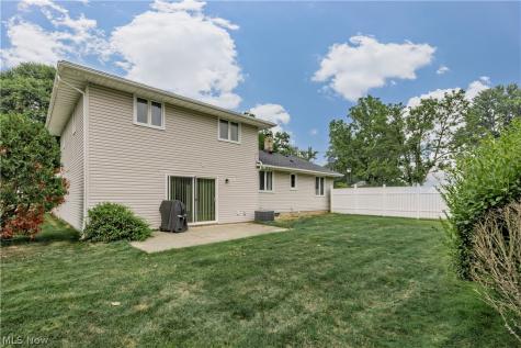 5134 Hickory Drive Cleveland OH 44124