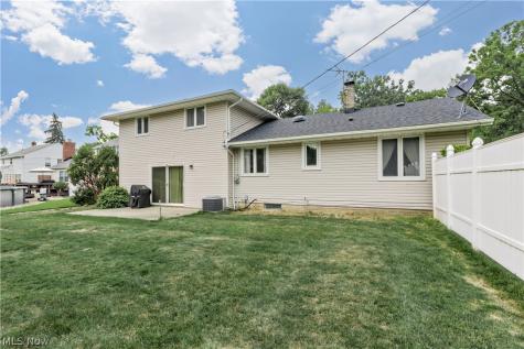 5134 Hickory Drive Cleveland OH 44124