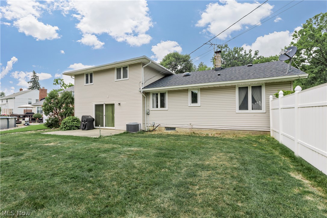 5134 Hickory Drive Cleveland OH 44124