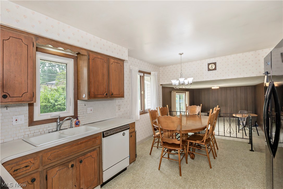 5134 Hickory Drive Cleveland OH 44124