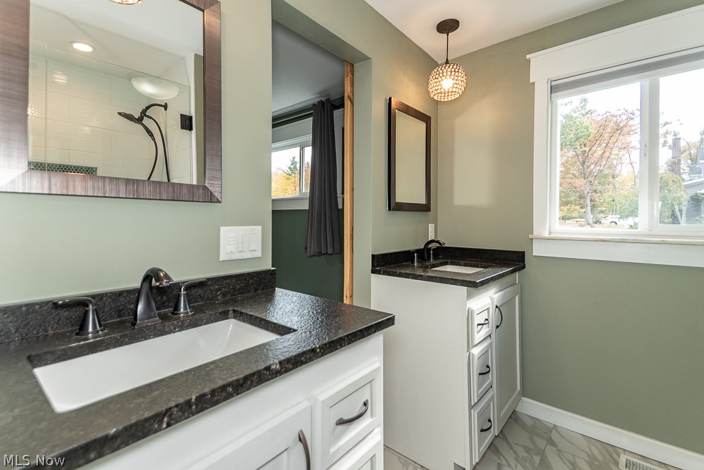 10608 Tibbetts Road Kirtland OH 44094
