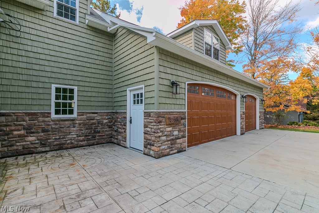 10608 Tibbetts Road Kirtland OH 44094