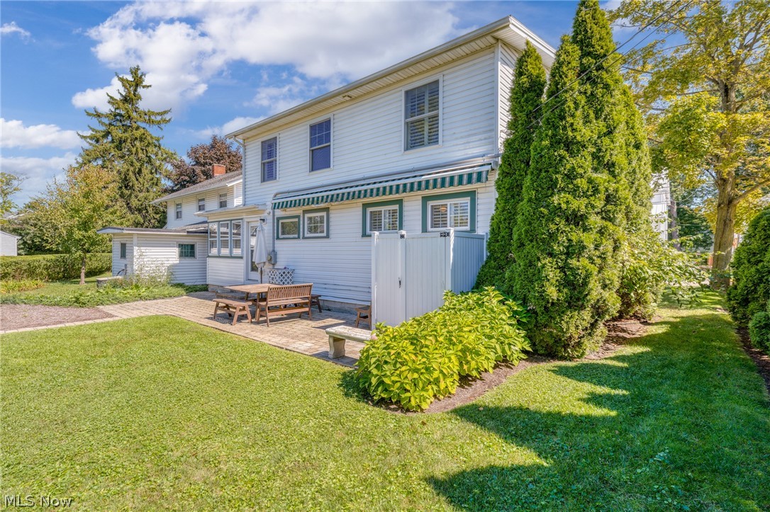 319 Seneca Avenue Huron OH 44839