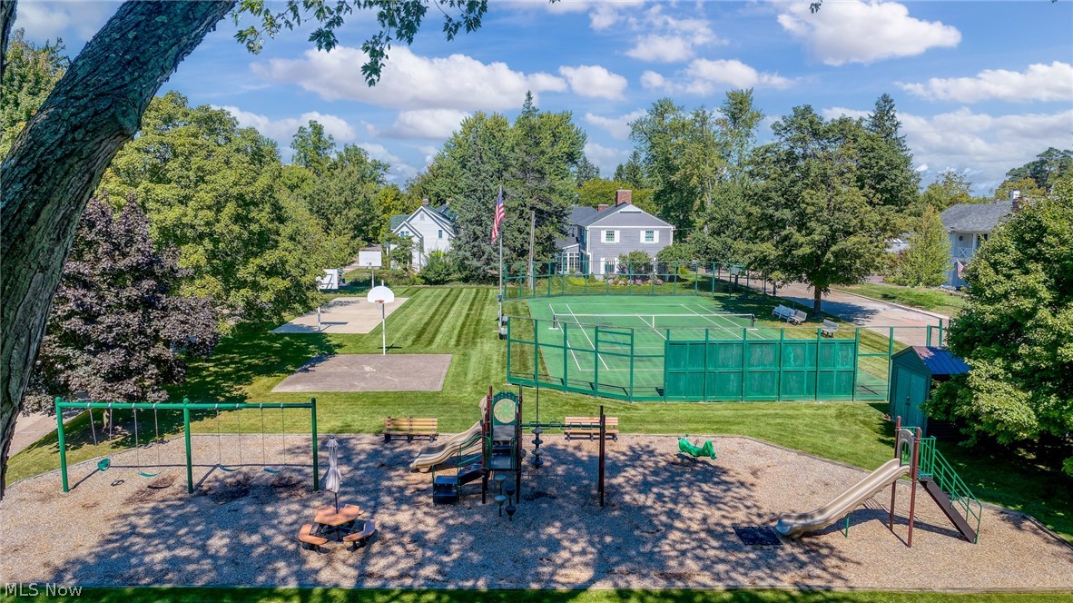 319 Seneca Avenue Huron OH 44839