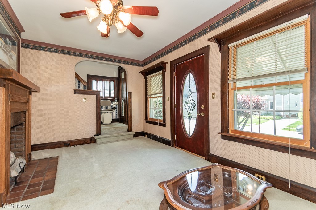 17709 Crestland Road Cleveland OH 44119