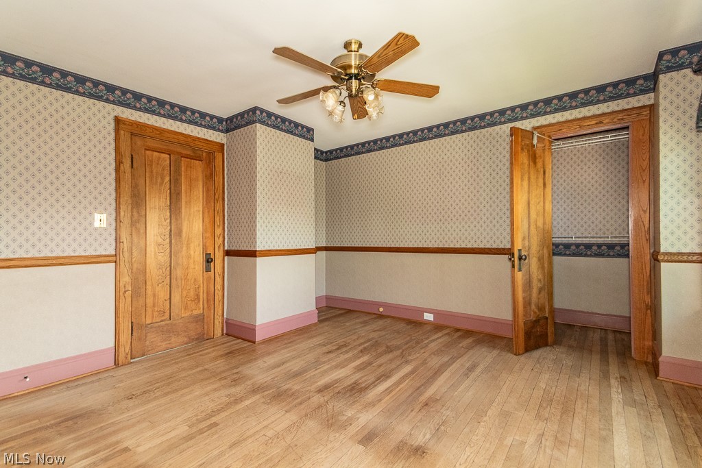 17709 Crestland Road Cleveland OH 44119
