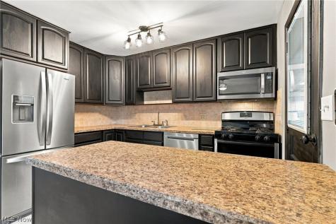265 Underhill Drive SE Massillon OH 44646