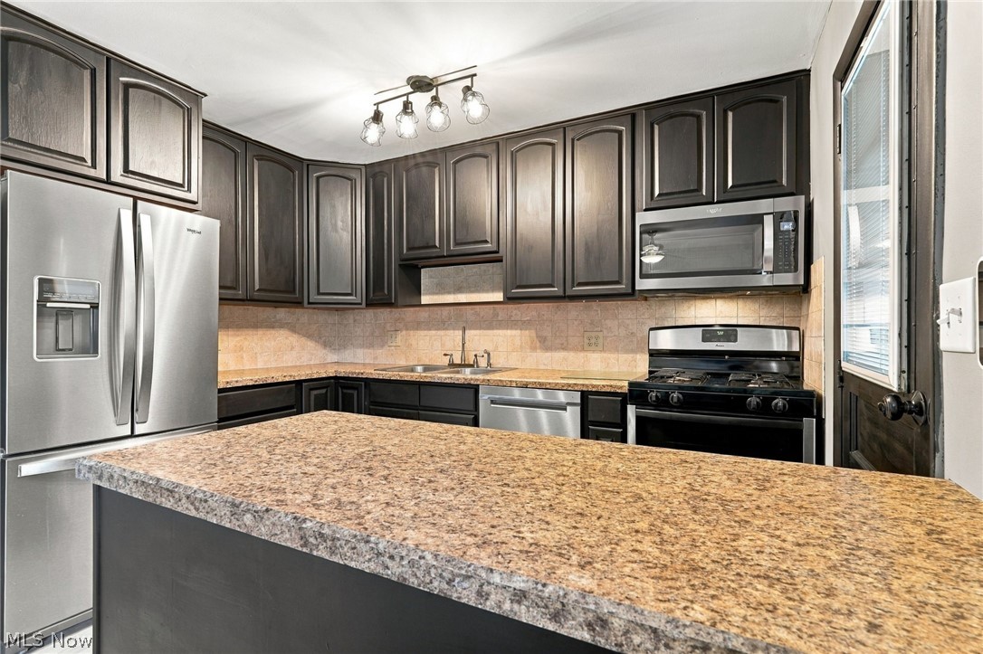 265 Underhill Drive SE Massillon OH 44646