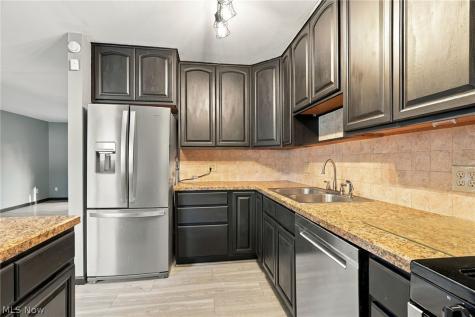 265 Underhill Drive SE Massillon OH 44646