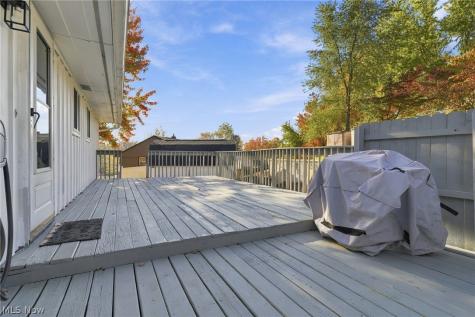 265 Underhill Drive SE Massillon OH 44646