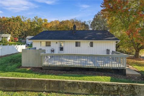 265 Underhill Drive SE Massillon OH 44646